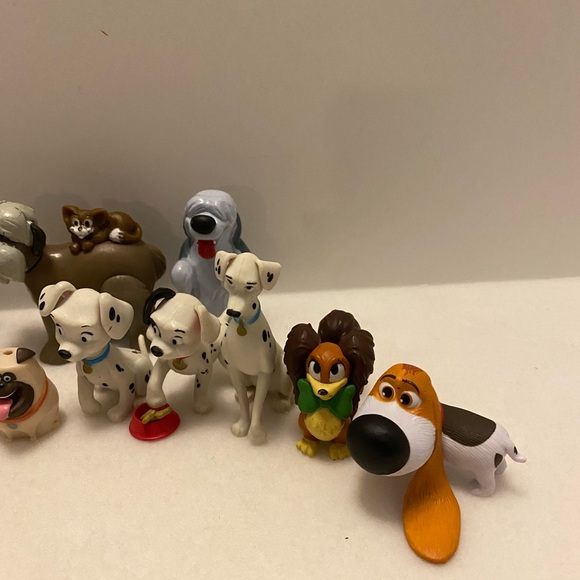 Famous Dogs Collection - Picture 8 of 16